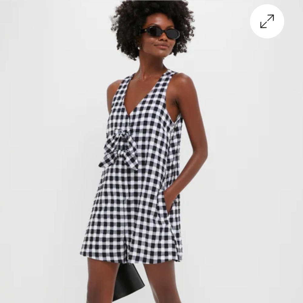 Black & White Gingham V-Neck Sleeveless Romper